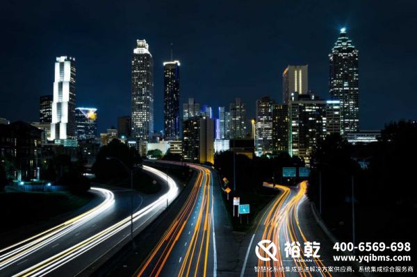 智慧電梯監管系統，核心技術，安全性，應用領域，未來發展，管理效率